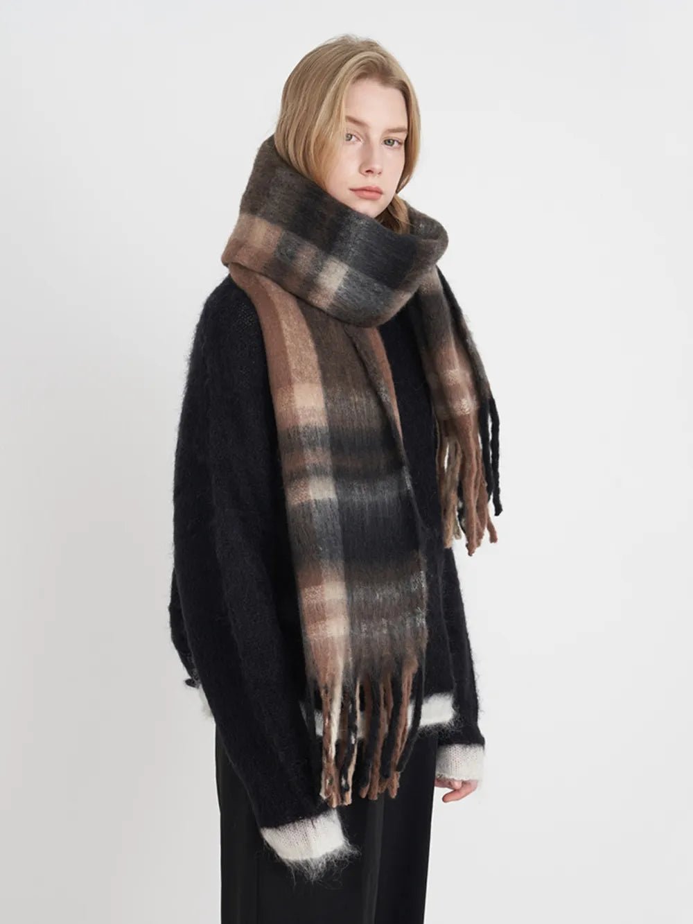 Fringe Plaid Polyester Scarf – Classic Style Meets Everyday Comfort - GISTMI