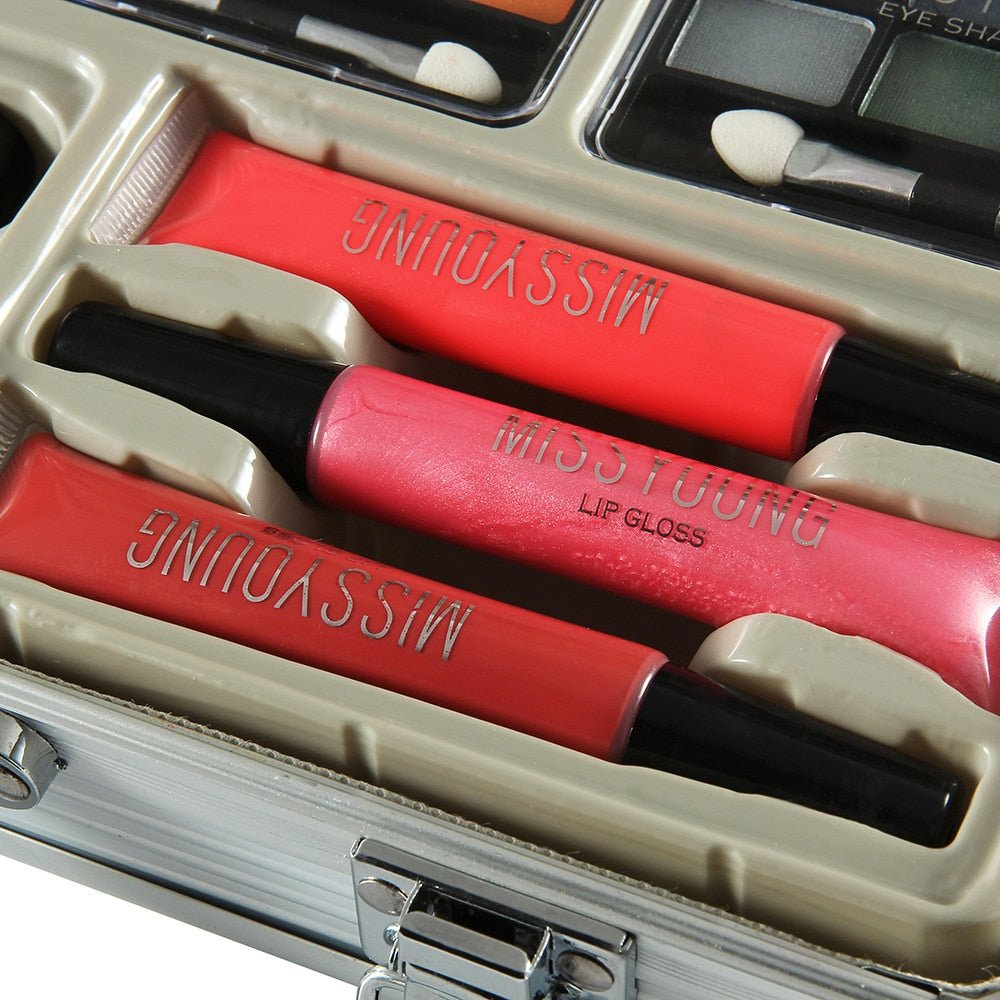 Makeup Set for Makeup Artist – Professional Kit with Eyeshadow, Foundation, Tools & Essentials | GISTMI - GISTMI