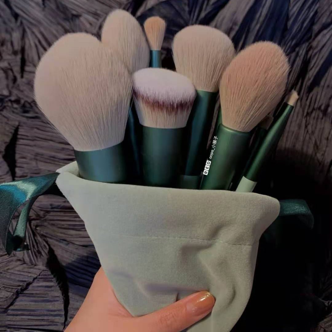 13 - Piece Green Makeup Brush Set – Super Soft Quick - Drying Blush & Loose Powder Brushes | Full Face Beauty Kit - GISTMI