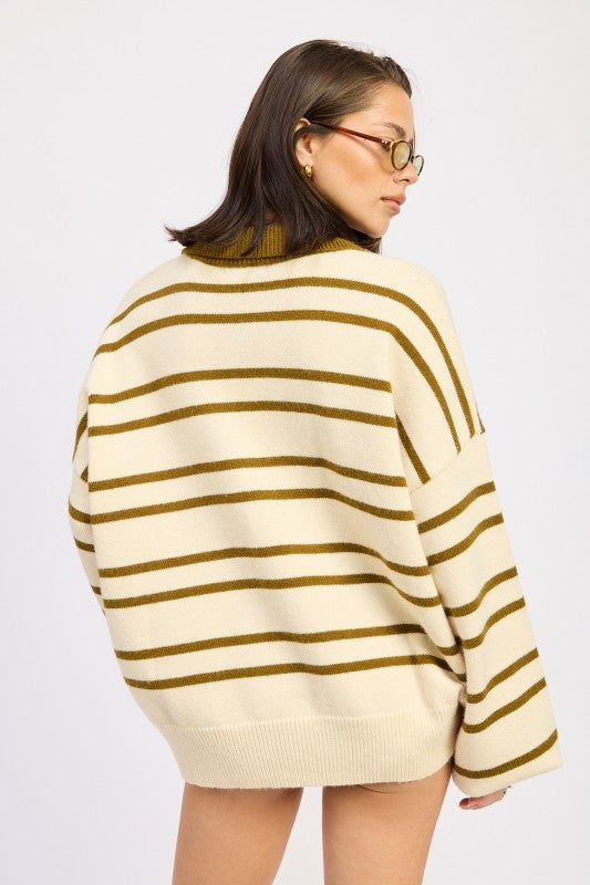 OVERSIZED STRIPE COLLAR SWEATER