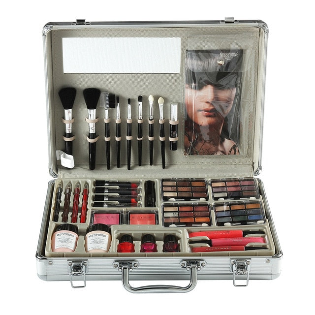 Makeup Set for Makeup Artist – Professional Kit with Eyeshadow, Foundation, Tools & Essentials | GISTMI