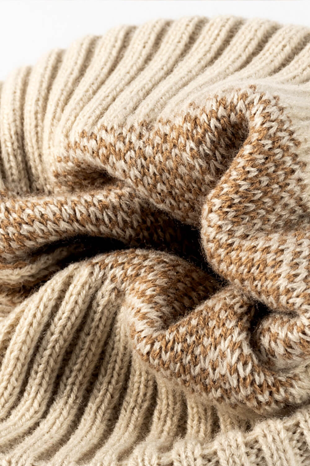 Bold & Cozy — Leopard Pom - Pom Cuffed Beanie - GISTMI