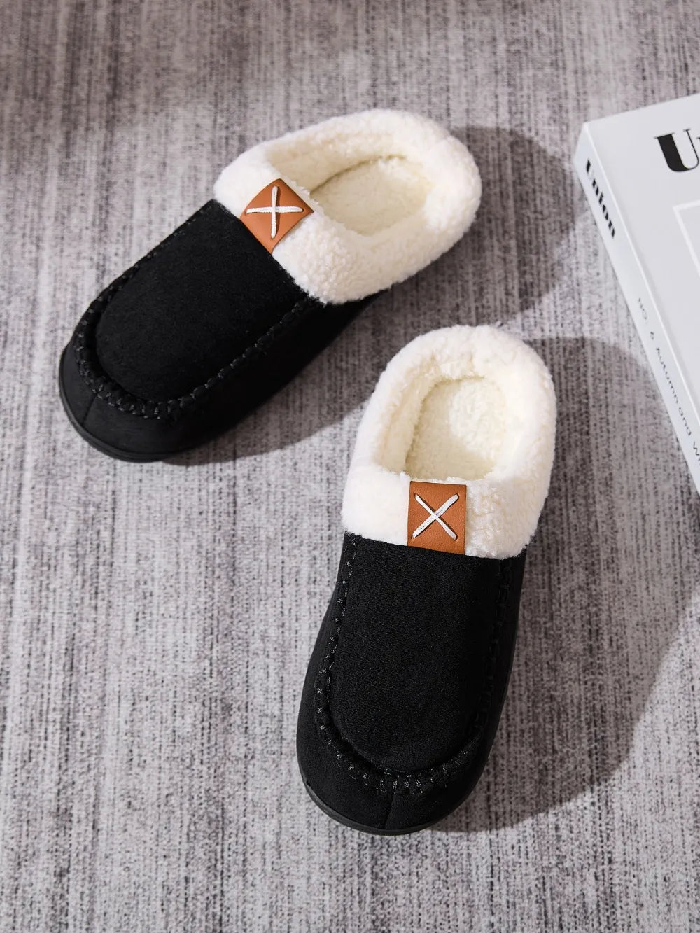 Contrast Round Toe Flat Slippers – Everyday Comfort With Casual Style - GISTMI