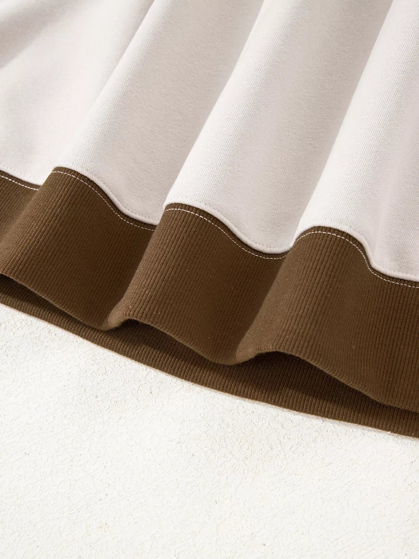 Contrast Striped Long Sleeve Sweatshirt - GISTMI