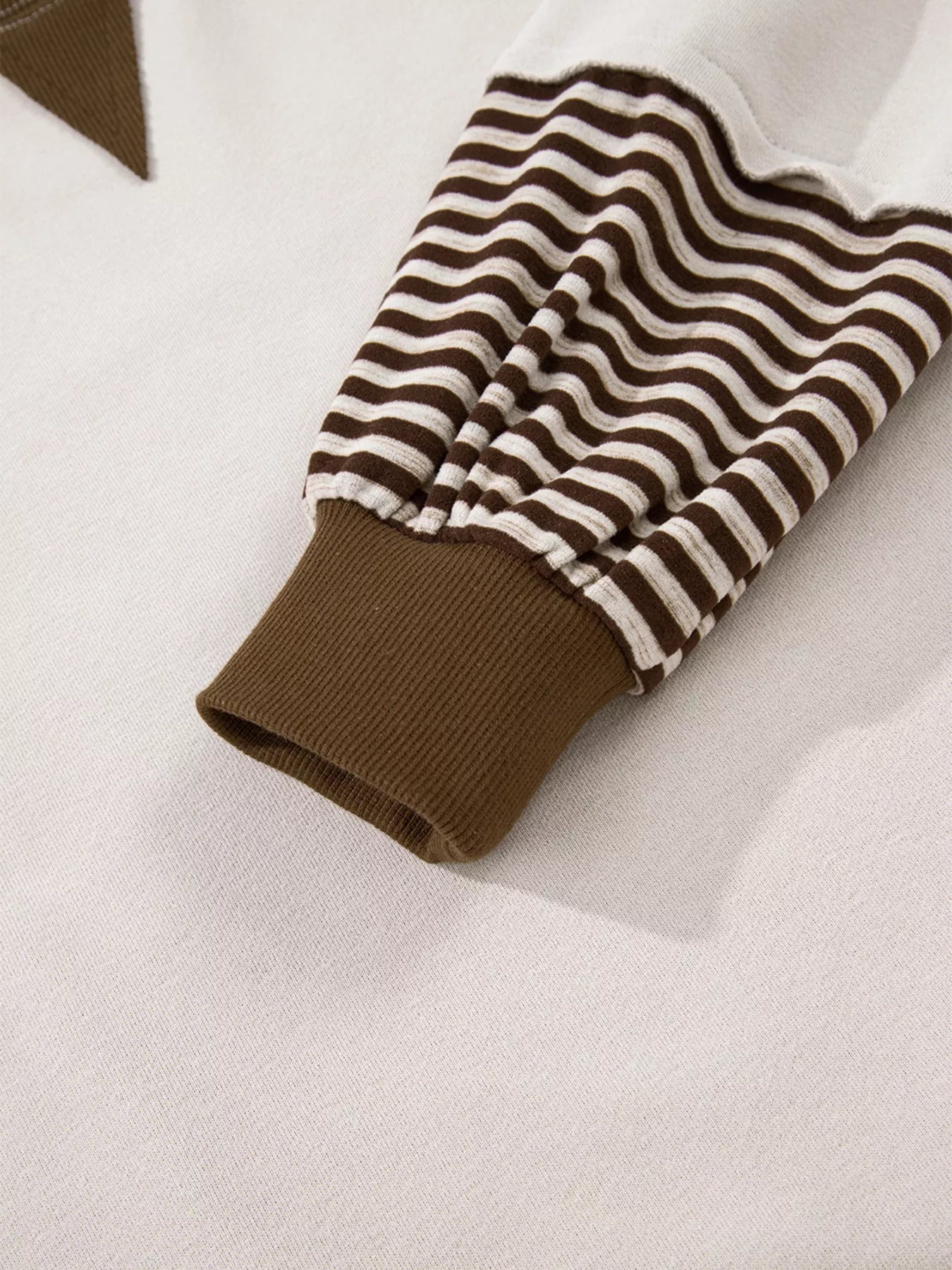 Contrast Striped Long Sleeve Sweatshirt - GISTMI