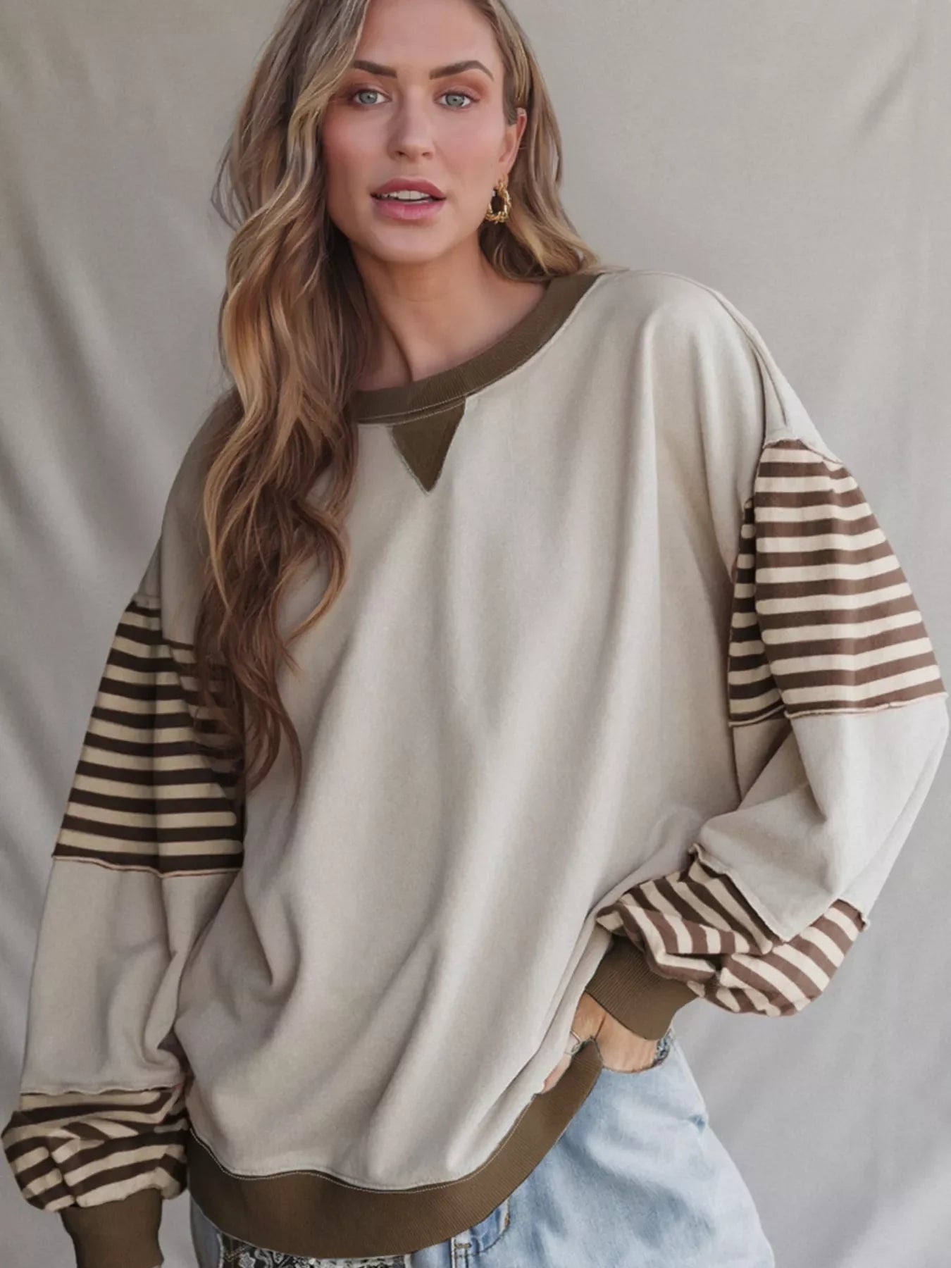 Contrast Striped Long Sleeve Sweatshirt - GISTMI
