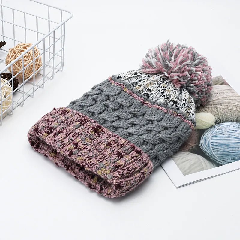 Contrast Thermal Hat with Pompom - GISTMI