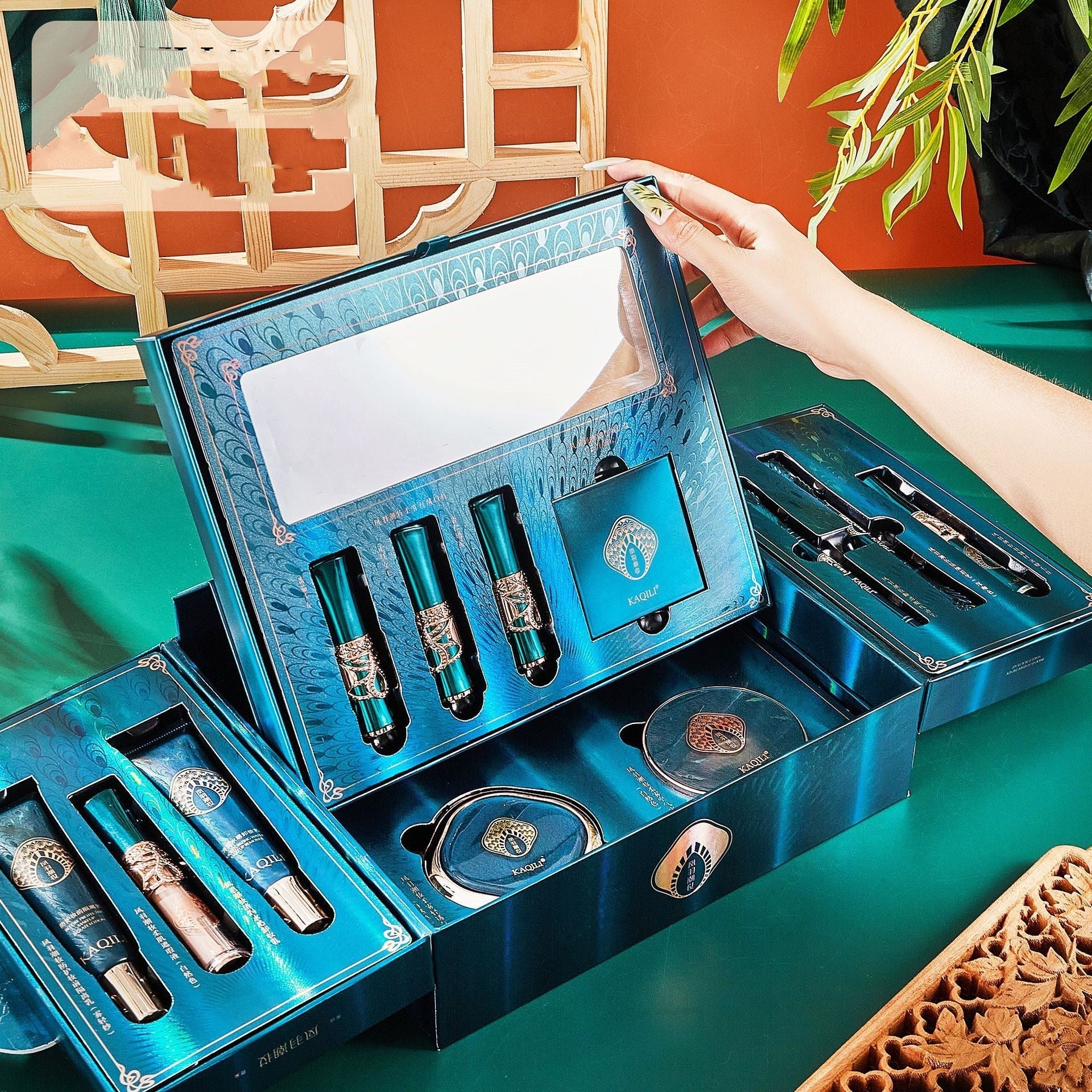 Creative Portable Home Makeup Kit Set of 12 Pieces – Universal Cosmetics Gift Set - GISTMI