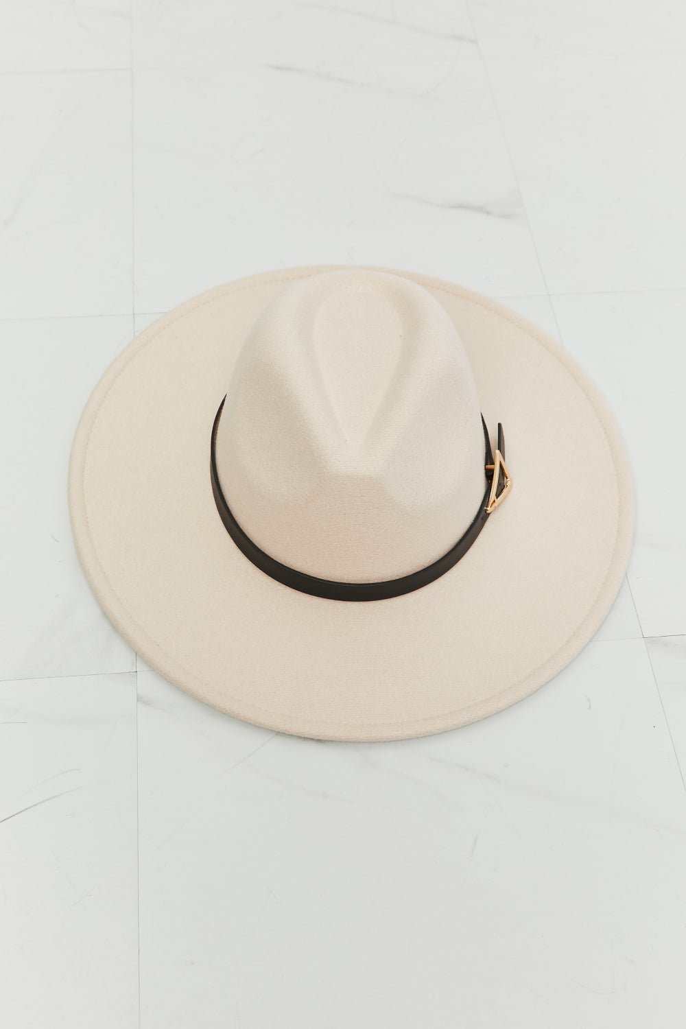 Fame Ride Along Fedora Hat – Chic Beige Fedora with Luxe Buckle Detail - GISTMI