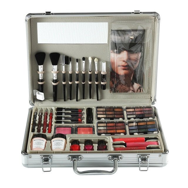 Makeup Set for Makeup Artist – Professional Kit with Eyeshadow, Foundation, Tools & Essentials | GISTMI - GISTMI