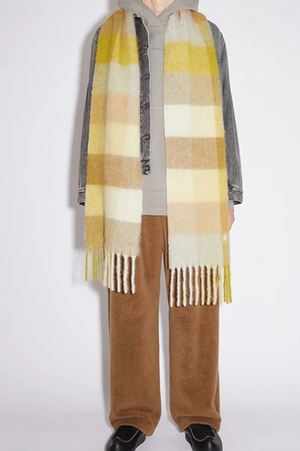 Thermal Fringe Contrast Plaid Scarf – Cozy Style With Bold Plaid Flair - GISTMI